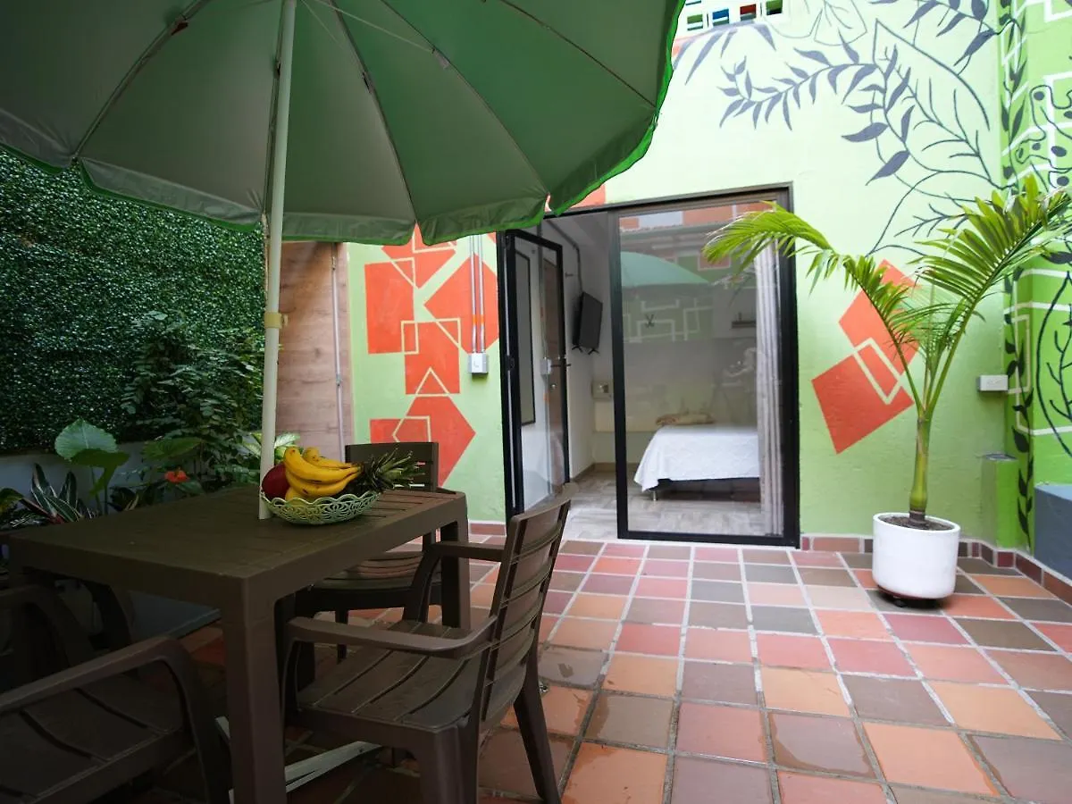 Colinkhouse Hotel Medellín 0*,  Kolombiya